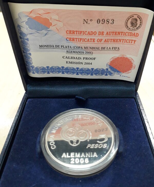 Argentina 5 Pesos Plata 2004 Mundial de Futbol Alemania 2006 CJ8.10 Proof Estuche y Certificado